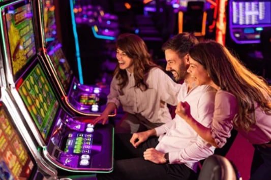 Meja Live Casino dengan dealer profesional di platform vio88 untuk pemain Indonesia